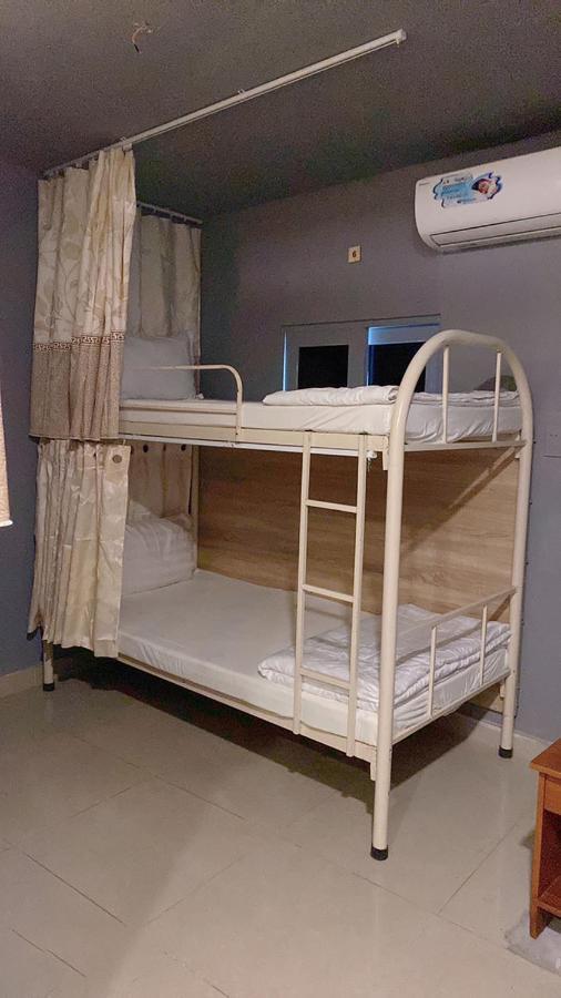 Valentine Hotel Saigon - Bui Vien Street Хошимін Екстер'єр фото