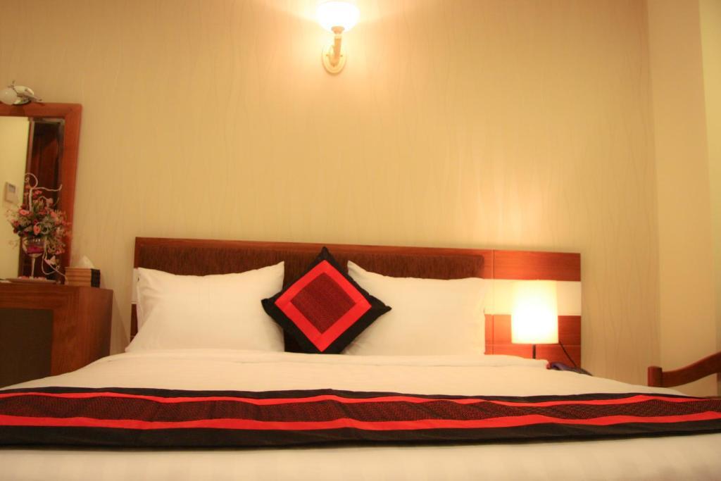 Valentine Hotel Saigon - Bui Vien Street Хошимін Номер фото