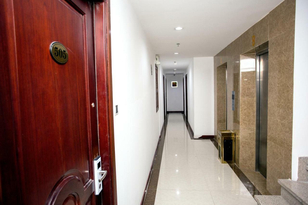 Valentine Hotel Saigon - Bui Vien Street Хошимін Екстер'єр фото